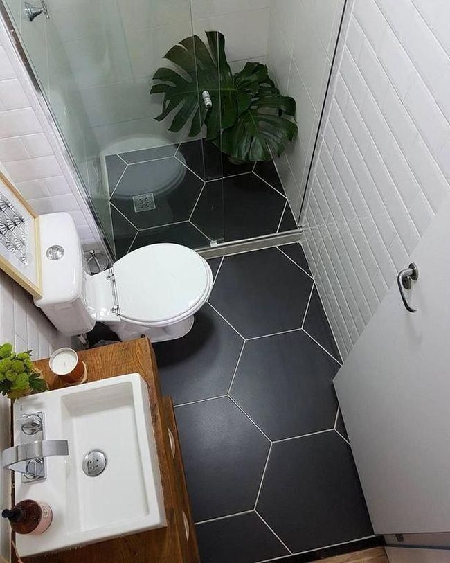 small bathroom with white wall